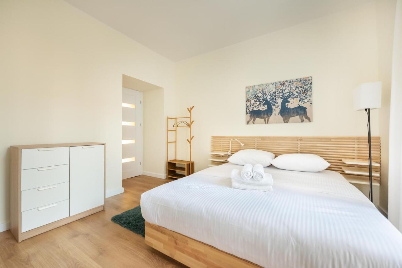 Ochota Sunny Apartment Varşova Dış mekan fotoğraf