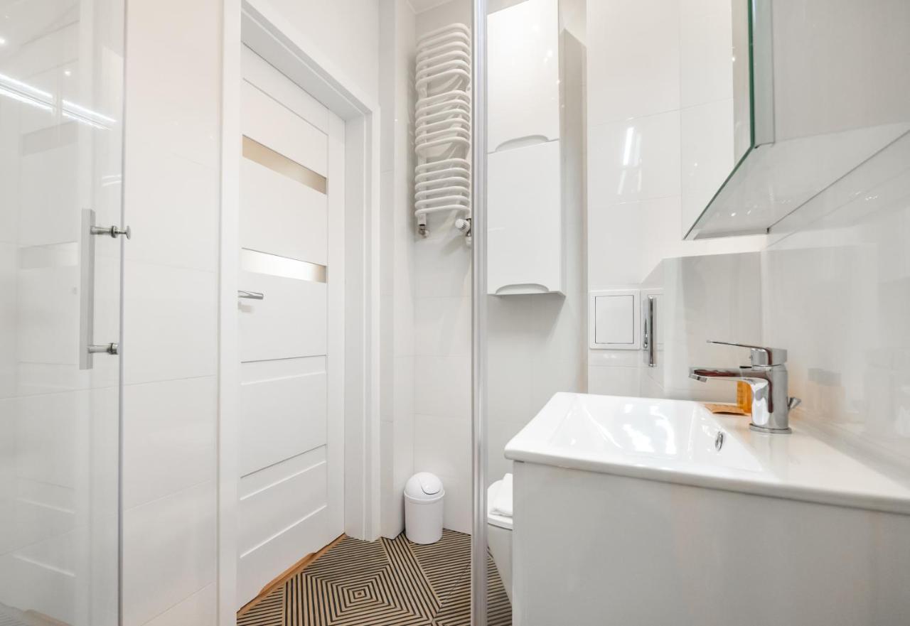 Ochota Sunny Apartment Varşova Dış mekan fotoğraf