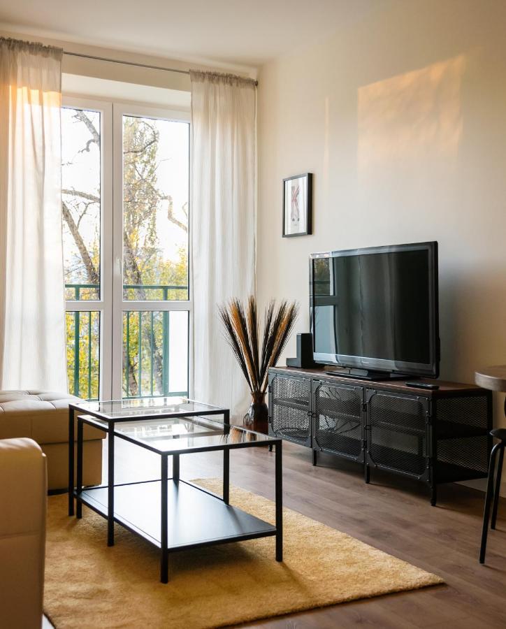 Ochota Sunny Apartment Varşova Dış mekan fotoğraf
